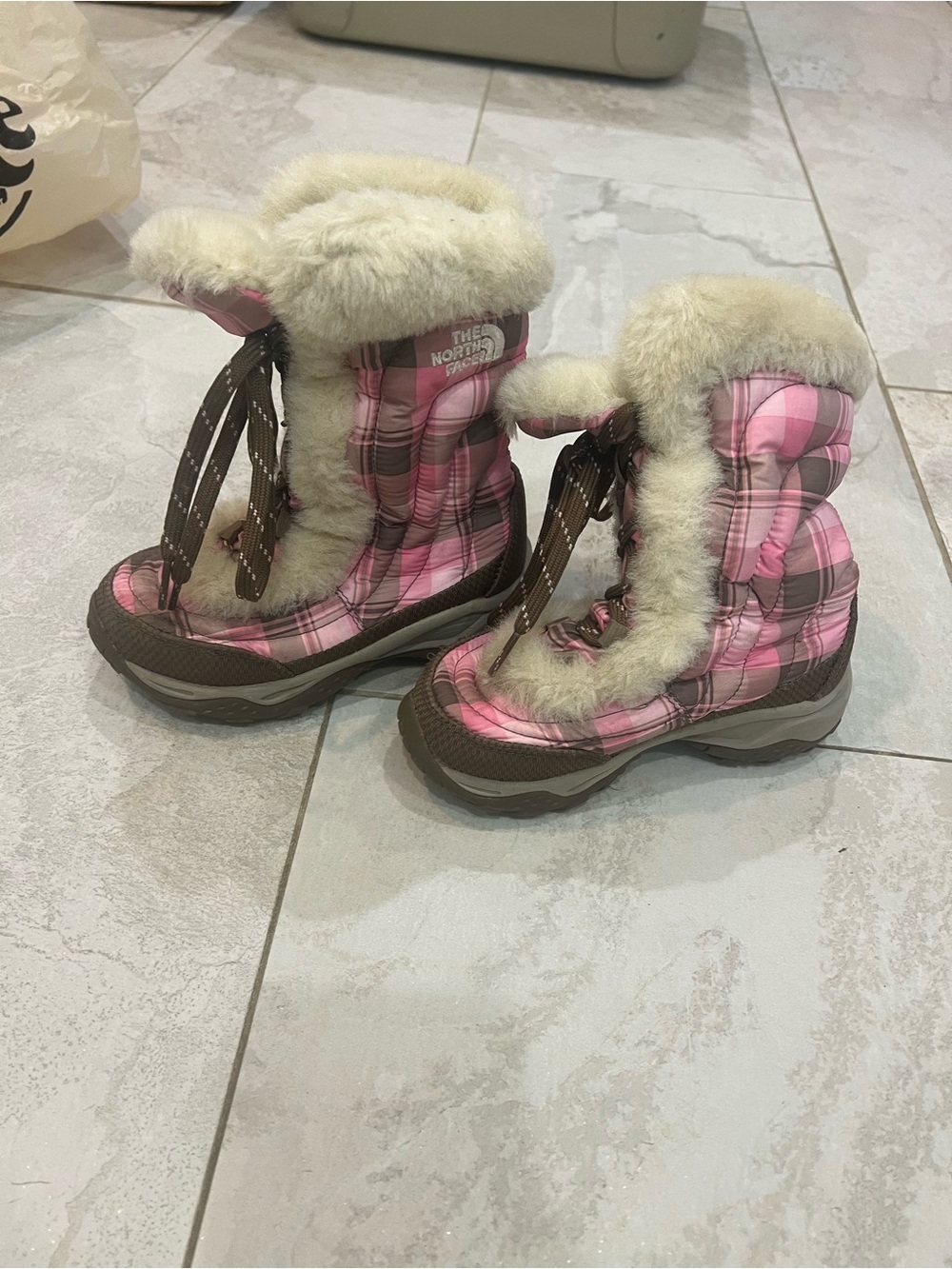 The North Face Pink Plaid toddler girl Snow Boots with Cream Faux Fur size 10